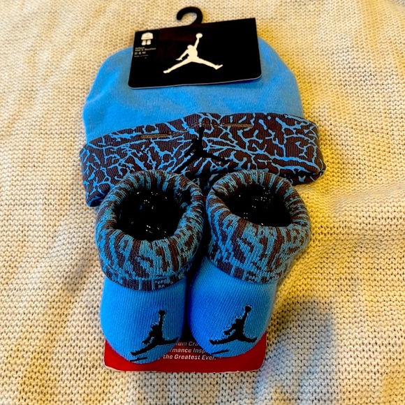 Jordan Other - NEW! Air Jordan Booties and Bonnet